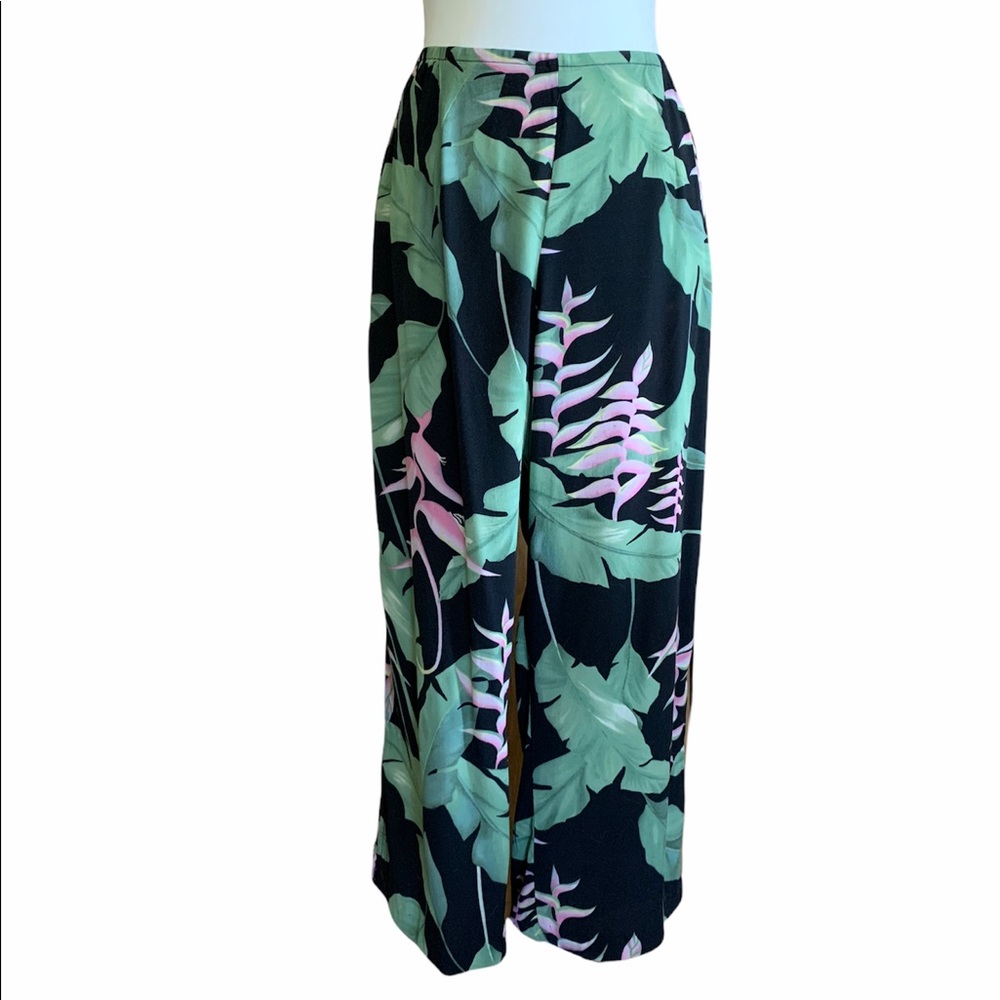 Kaua’iana Tropical Print Capri Pants Made in Hawaii